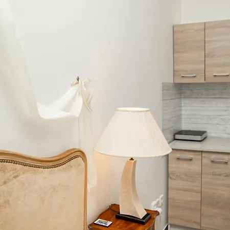 Bank Invest Apartman